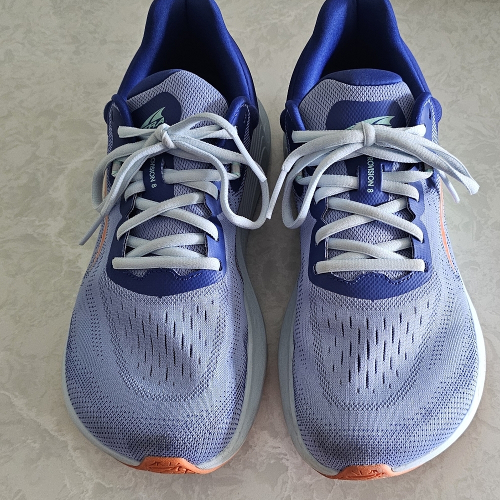 Ladies Altra Provision 8